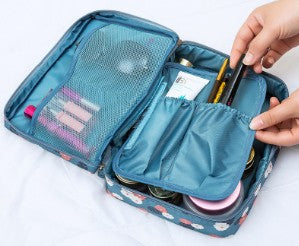 Multifunctional travel storage bag